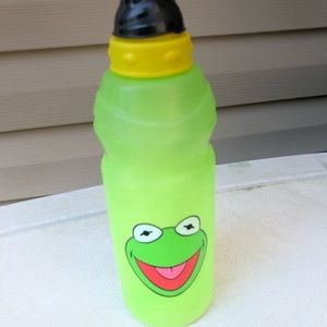 Zak Designs Water Bottle with Freezable Insert